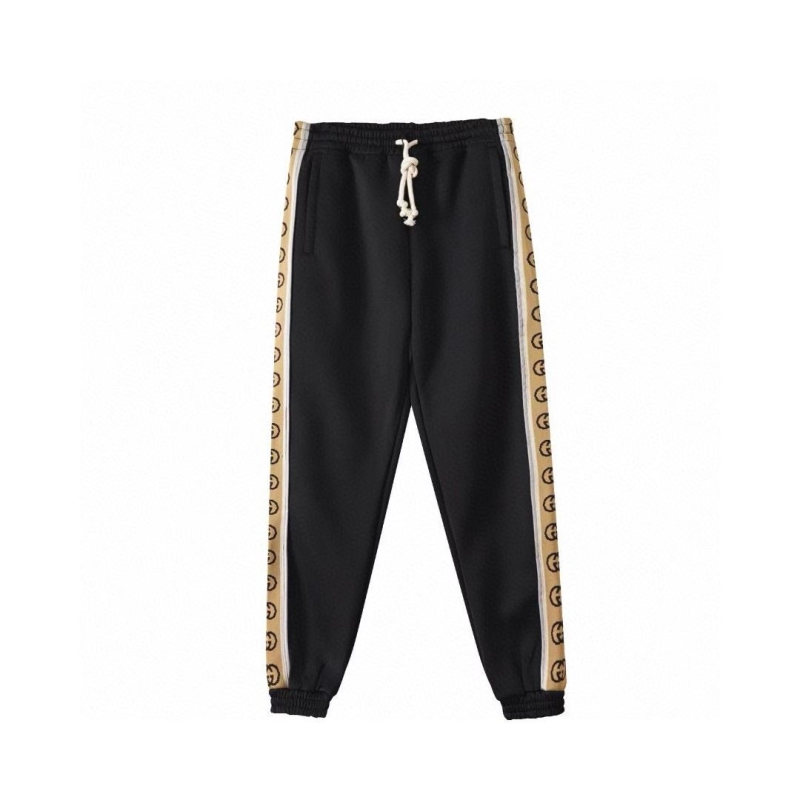 G*u*i pants